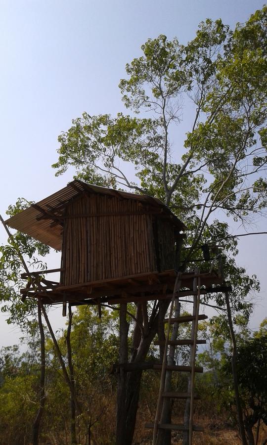 Rumah Pohon Batununggul Zewnętrze zdjęcie